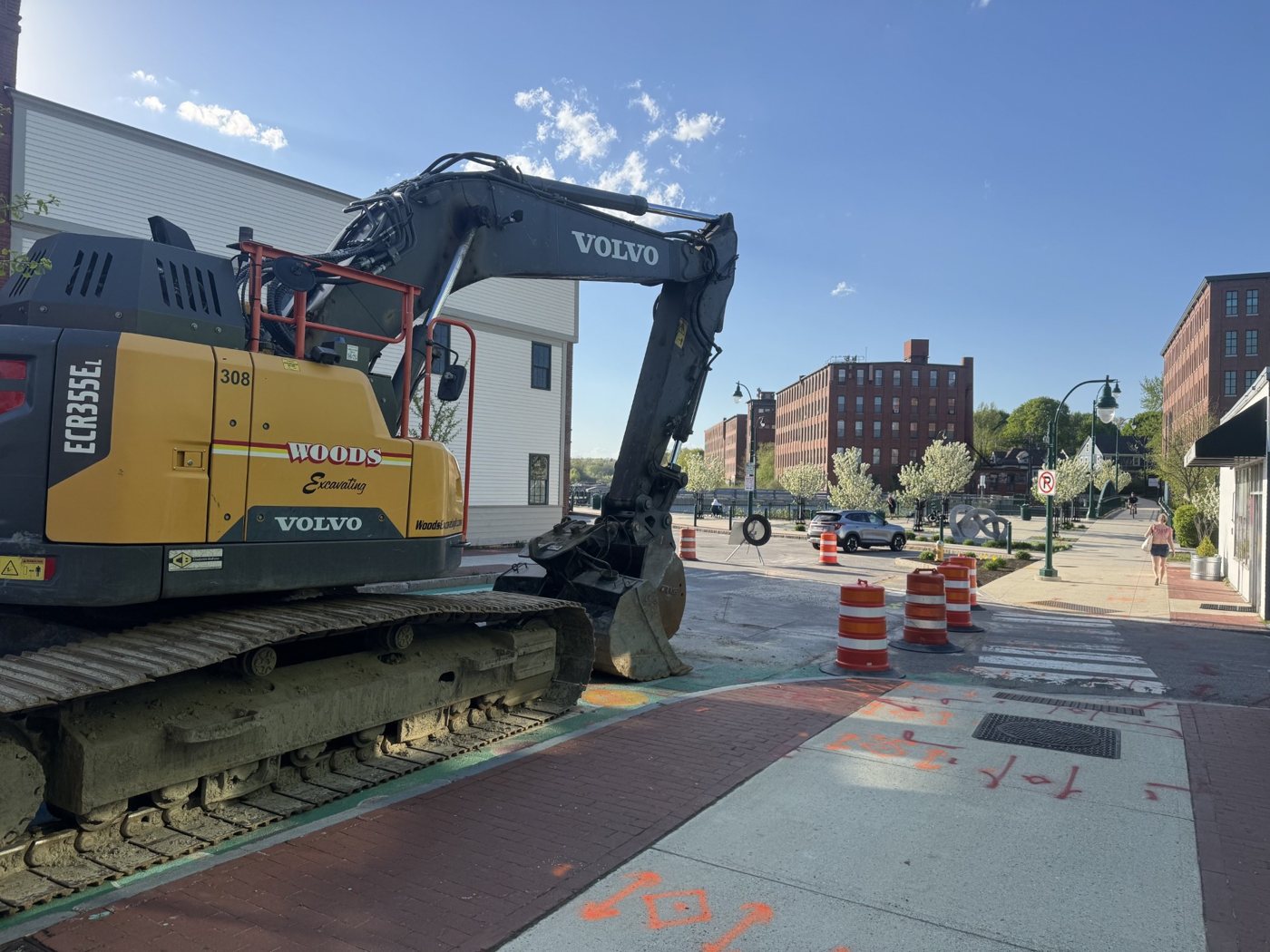 Vallee Square emergency sewer repair