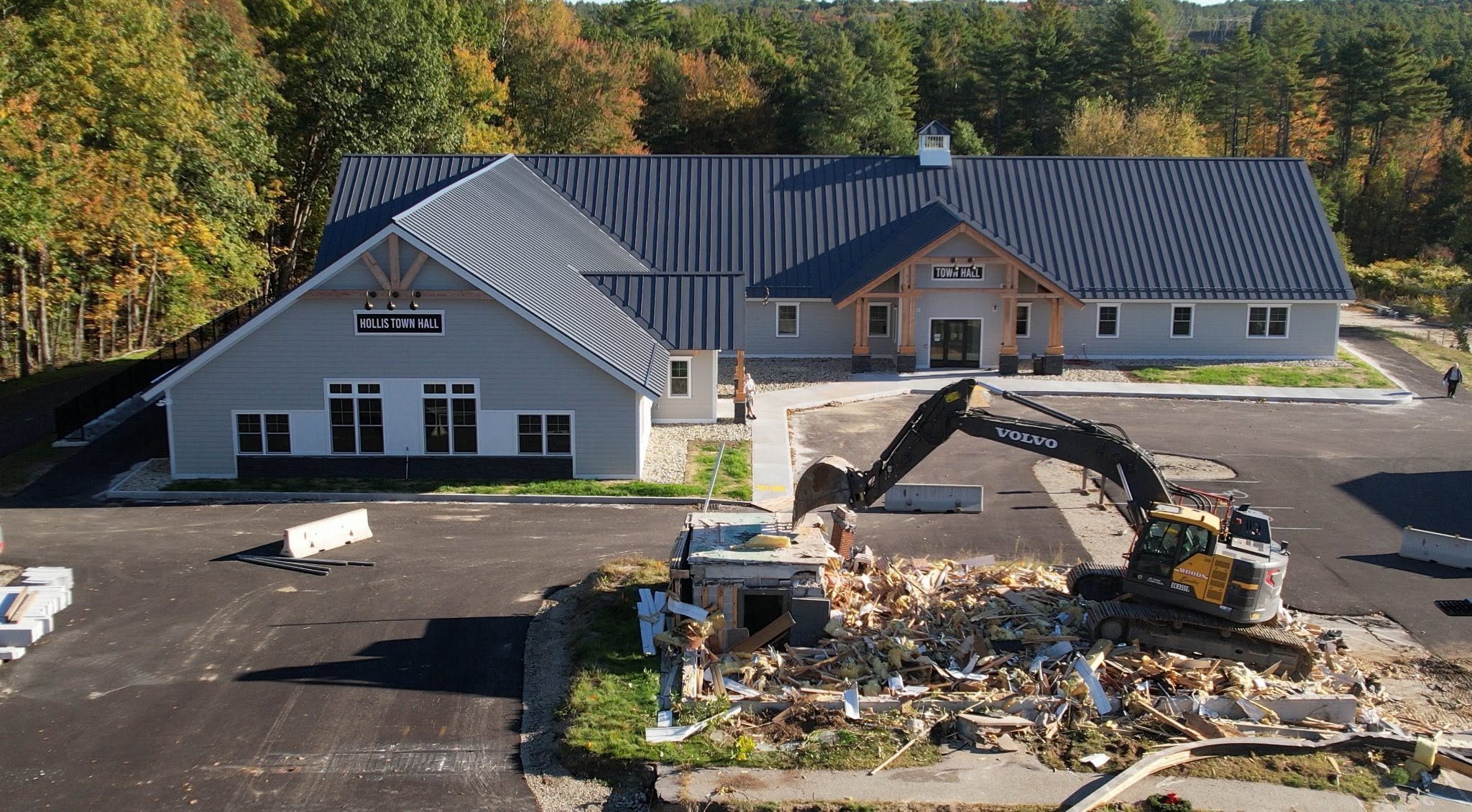 Hollis Town Hall
