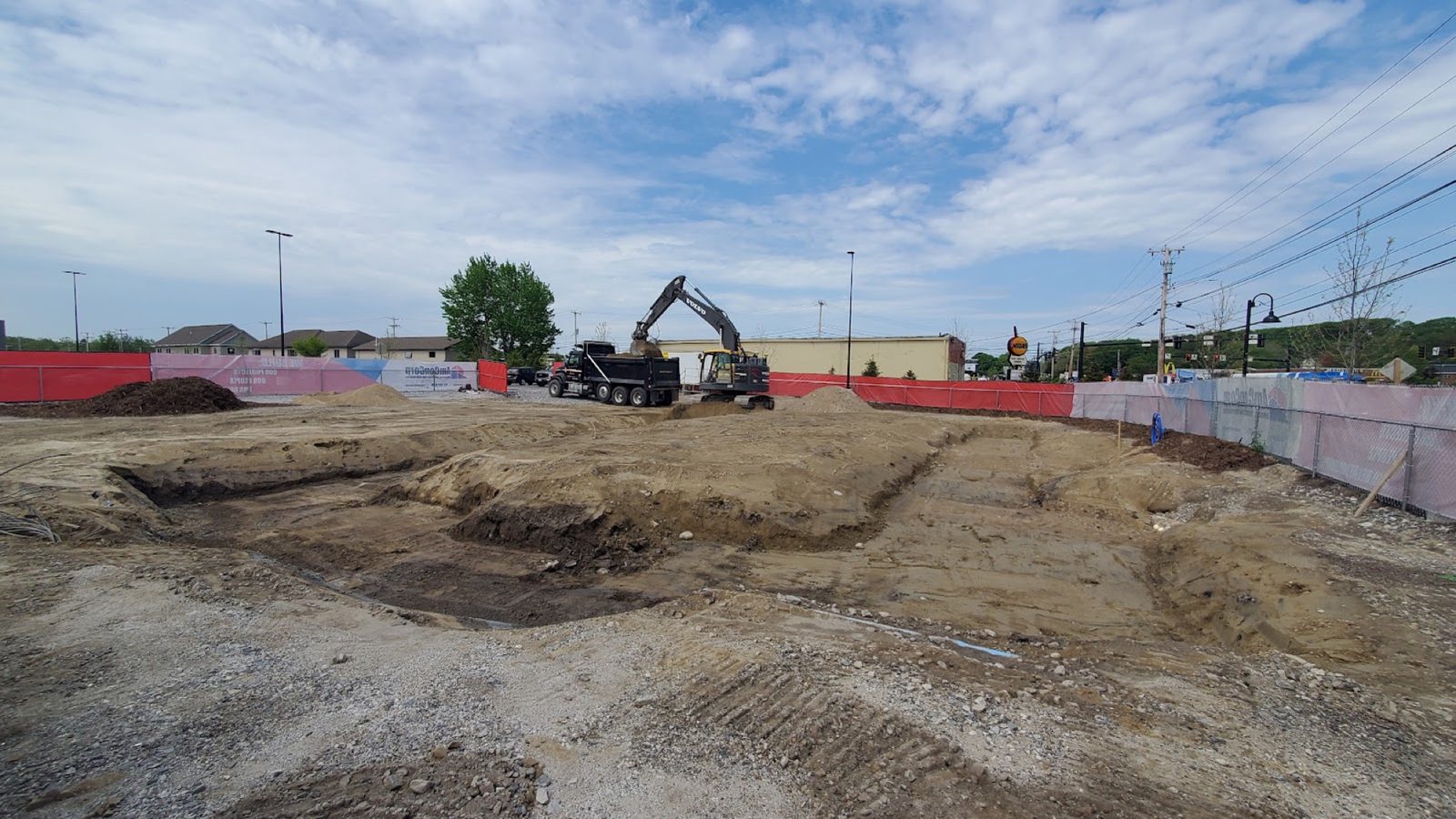 Commercial Sites: Woods crew and equipment on the job