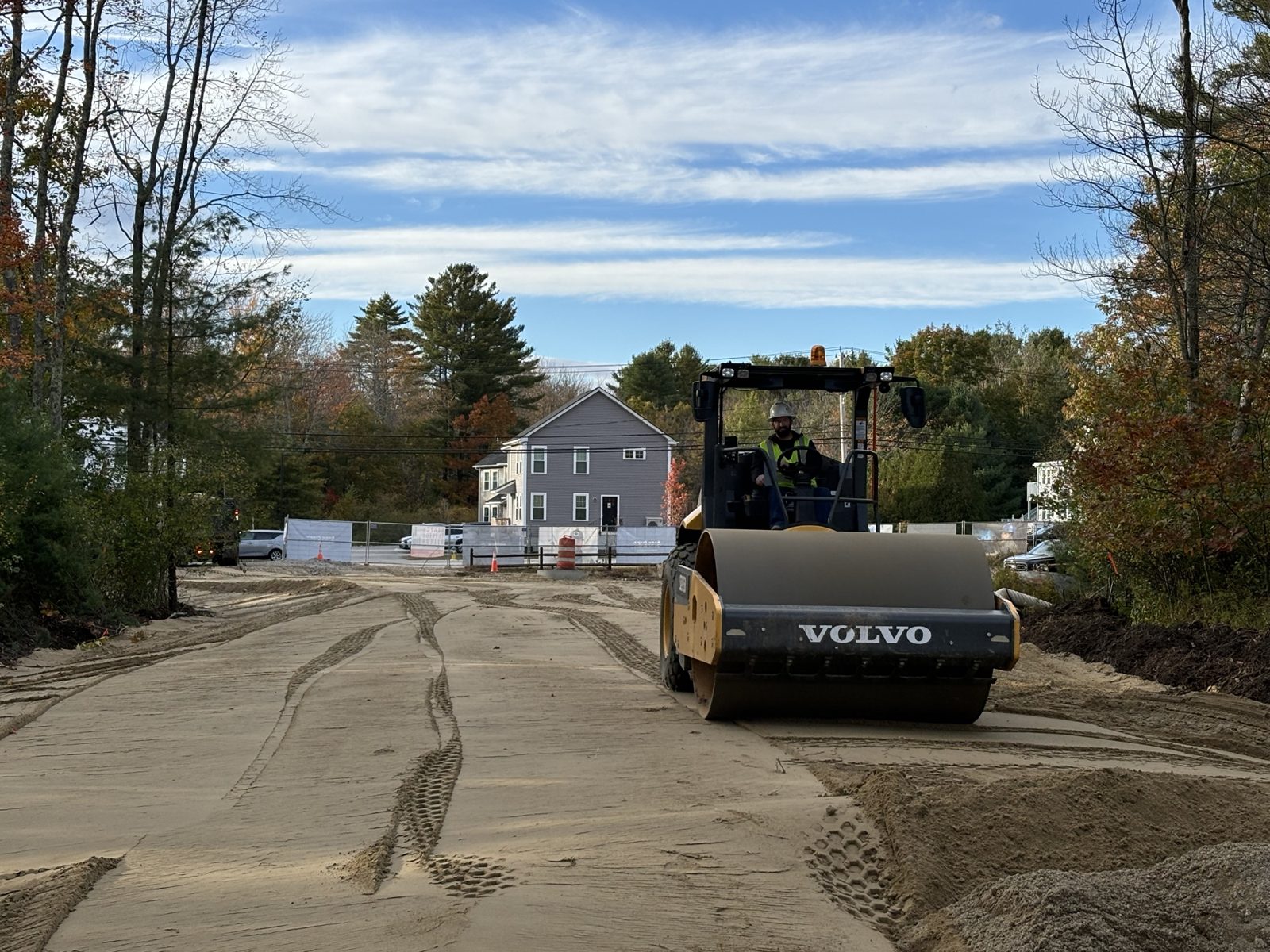 Mass Excavation: Woods crew and equipment on the job