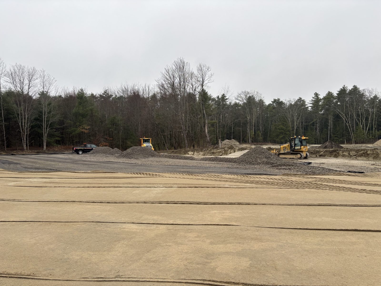 Mass Excavation: Woods crew and equipment on the job