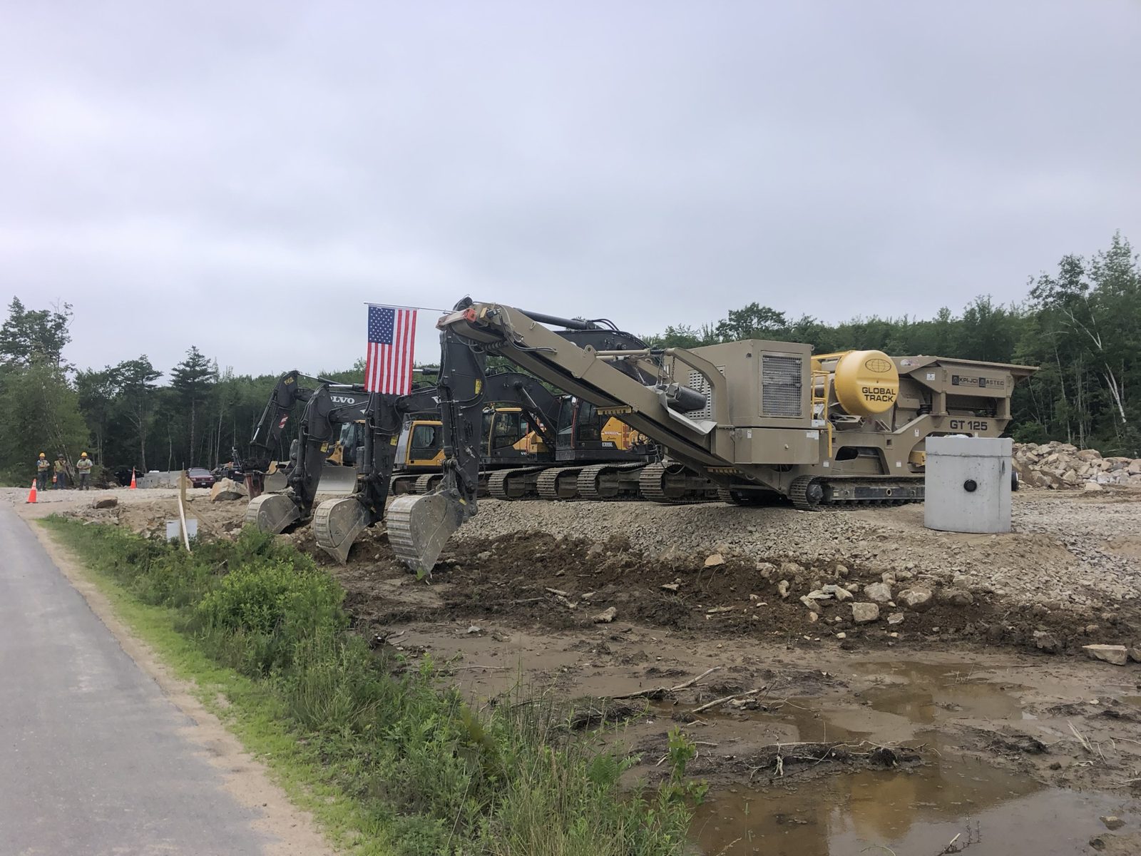 Ledge Removal and Processing: Woods crew and equipment on the job