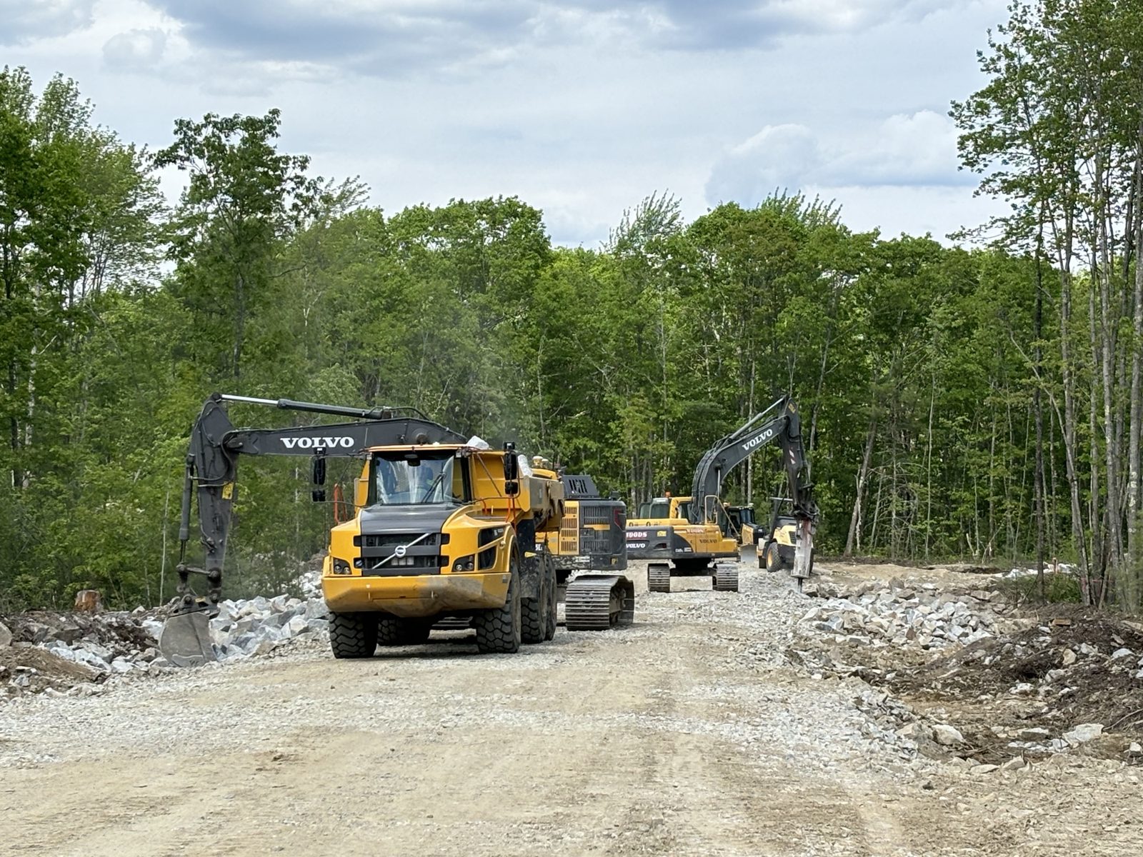 Ledge Removal and Processing: Woods crew and equipment on the job