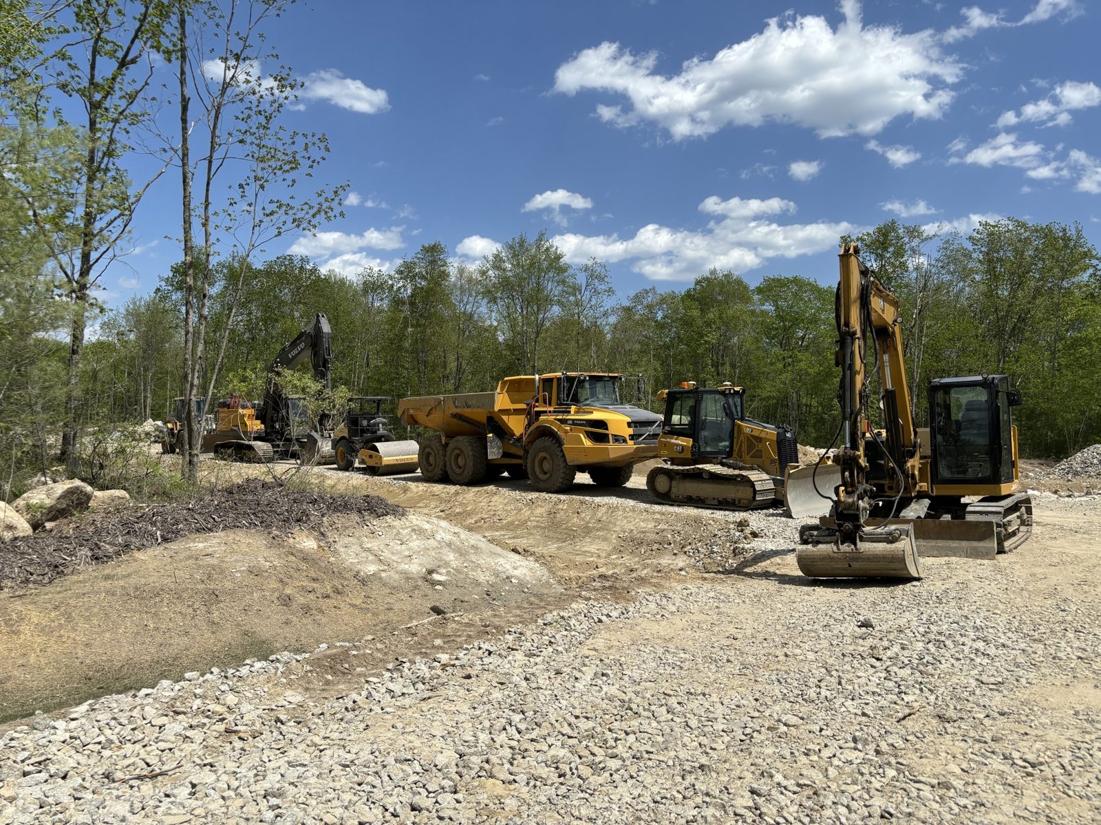 Municipal & Private Roads: Woods crew and equipment on the job